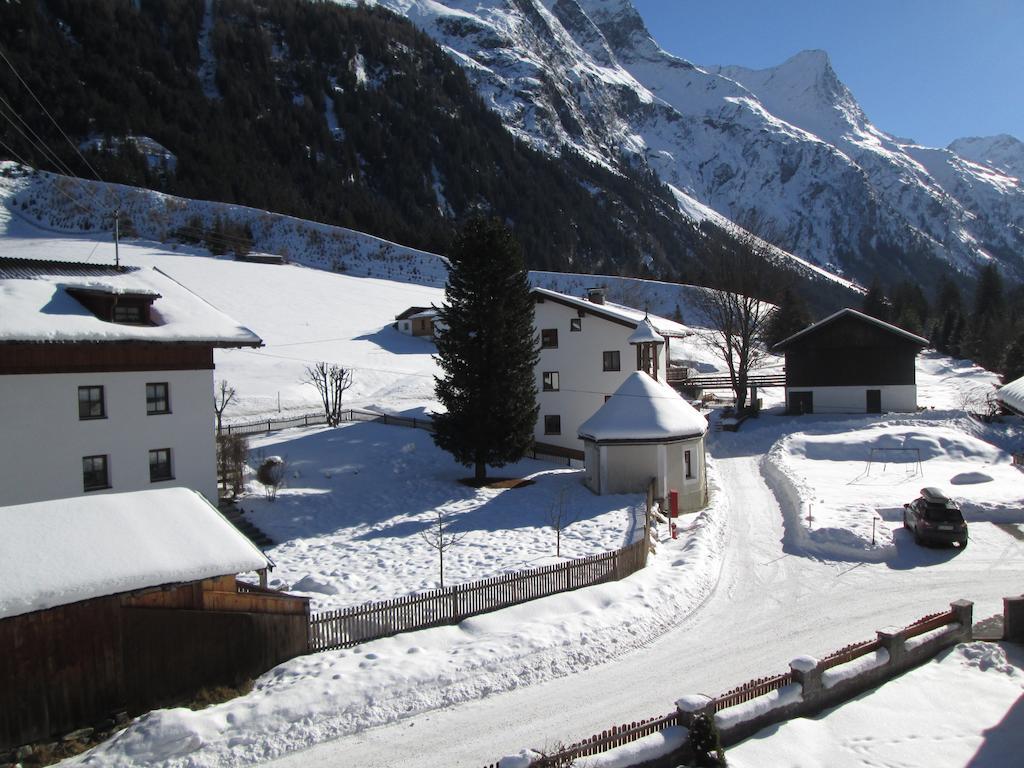Ferienwohnung Annamaria Und Manuel Melmer Sankt Leonhard im Pitztal Oda fotoğraf